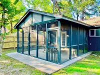 House 3-Bedroom 2-Full Baths FREE Garage Parking, Washer, Dryer in The Woodlands