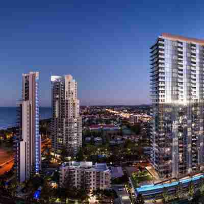 Ultiqa Signature at Broadbeach Hotel Exterior