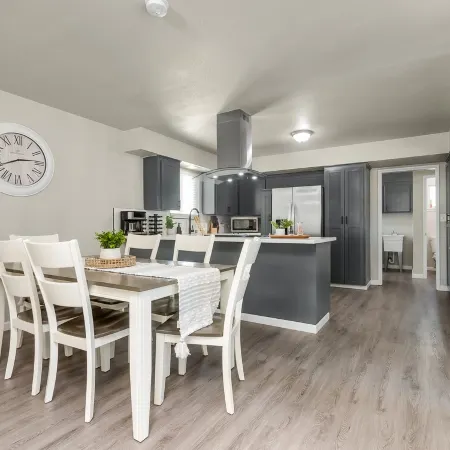 Fresno House| Air Hockey| Private Parking|4/2:Wow!