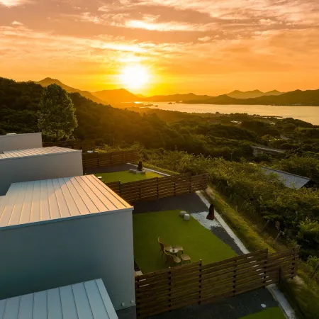 Lemon Farm Glamping Shmanami