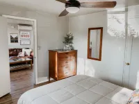 Modern House in the Heart of Grants Pass with Hot Tub and Fire Pit
