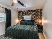 Home just 4 minutes from University of Oklahoma ウォルマート・ネイバーフッド・マーケット周辺のホテル