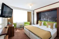Hotel Scala Frankfurt City Centre - Семейные