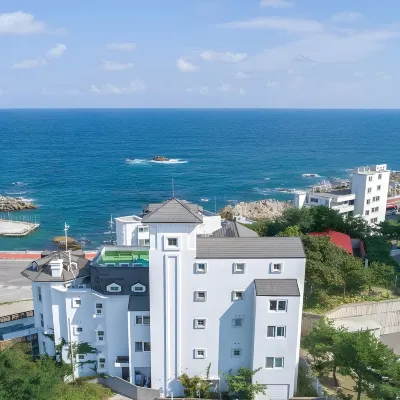 H9 Pension Hotels near ميناء جومونجين
