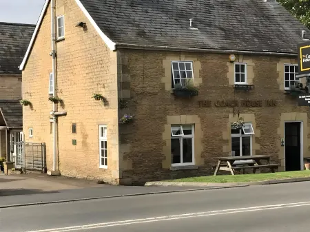 The Coach House Inn Отели в г. Даддингтон-вит-Финшейд