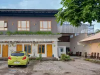 Urbanview House of IKIGAI Kartoharjo 호텔