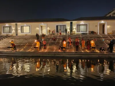 Ayodhya Haat Luxury Cottages Hotels in Manjha Kala