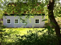 Charming artist's studio Hotels in Osterholz