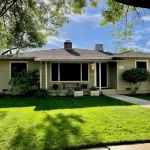 Central 3-bedroom house in Redding with Pool & Vintage Bar Room