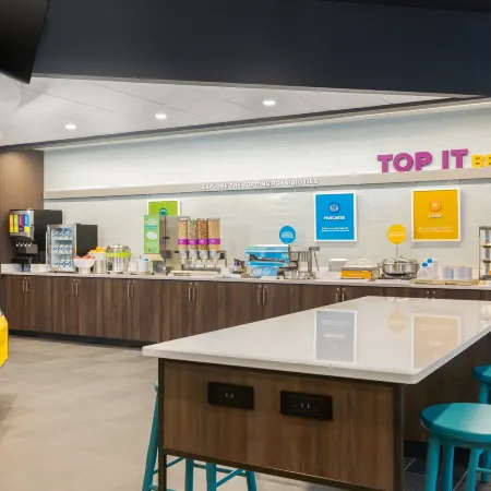 Tru by Hilton Oshkosh