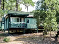 Les Cavales Hotels in Carcans