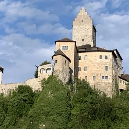 Your vacation home at the geographical center of Bavaria Отели в г. Кипфенберг