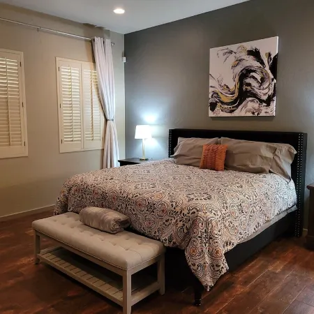 Beautiful quiet AZ getaway with heated pool, pool table, 2 king beds+ STR0000361