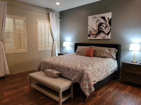 Beautiful quiet AZ getaway with heated pool, pool table, 2 king beds+ STR0000361 Отели рядом с Litchfield