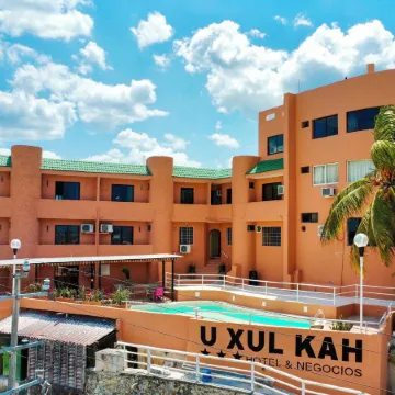 Hotel Uxulkah