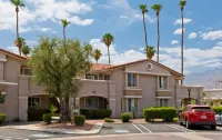 Gorgeous 2BR+2BA "O-87" Mesquite Country Club condo.