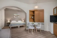 Alianthos Suites - balcony