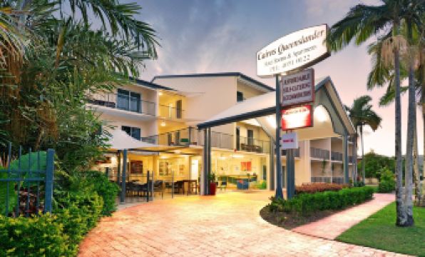 Cairns Queenslander Hotel & Apartments