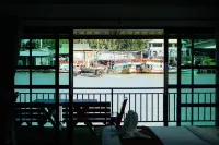 Chaiyai River Front Hotel - Scenic