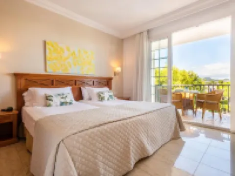 因圖羅特爾薩瑪瑞納住宿 卡拉達沃酒店