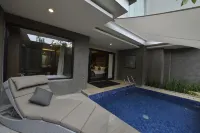 Amaroossa Suite Bali - Private Pool
