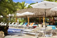 Azul Hotel & Retreat - Pools