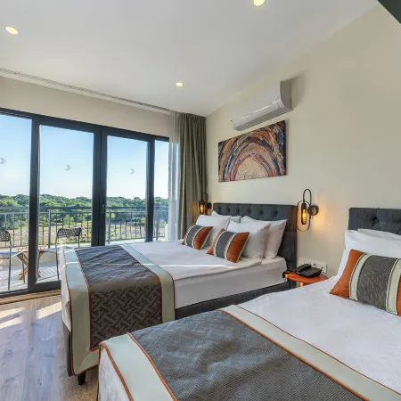 Echinus Lara Hotel Отели рядом с достопримечательностью «Antalya Expo Center»