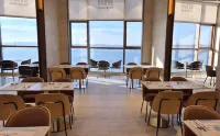 WAVE M 飯店 EAST