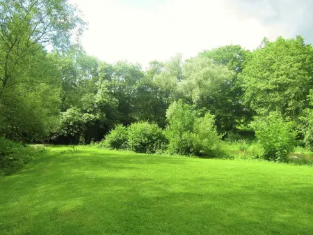 Riverside Retreat Viroinval