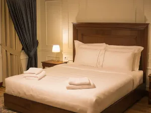 Hotel Opera