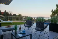 Lake Spirit Boutique Apartments