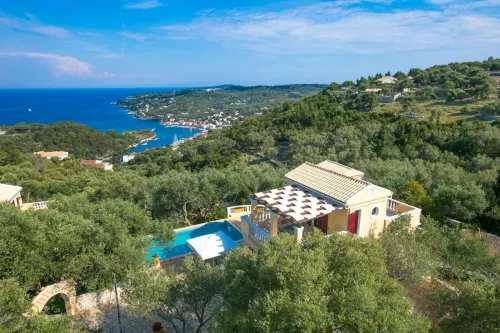Kalliope Villa - Classic Modern With a Splash of Glam - con encanto