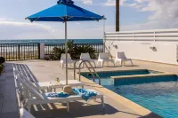 Faros Seaside Villa Larnaca - Villas