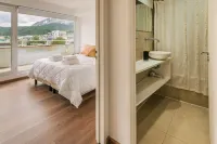 Gente del Sur - Josefina - balcony