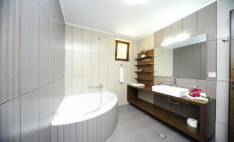 Villa Orsalia with private pool