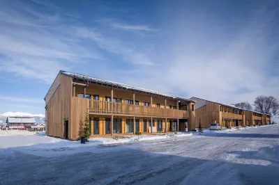 Demänová Rezort Các khách sạn gần Námestie Osloboditeľov