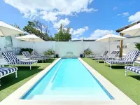 One Marine Drive Boutique Hotel & Spa by the Living Journey Collection - Beach