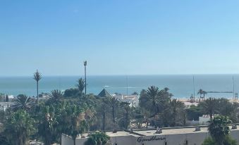 HAMILTON Agadir