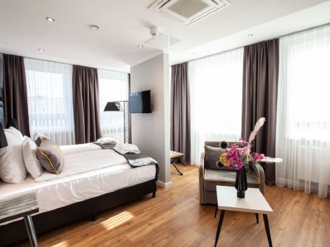 Elens Hotel (DORMERO Hotel Bremen from July 2025)
