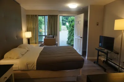 The Mighty Fraser Motel