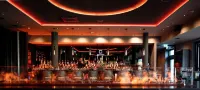 Qube Hotel Bahnstadt - Quầy bar
