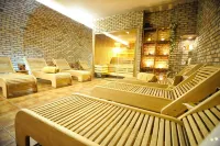 Vestil Hotel فنادق في Piotrkow Trybunalski