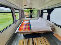 Double Decker Bus on an Alpaca Farm Sleeps 8 Hotels in Bovey Tracey
