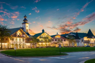 Bavarian Inn Lodge Hotels near St Lorenz Lutheran Church