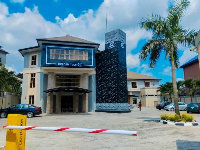 골든 튤립 가든 시티 호텔 - 리보텔  호텔