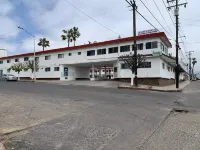 Hotel Presidente Hotels near CAMPO TURISTICO "EL SACRIFICIO"