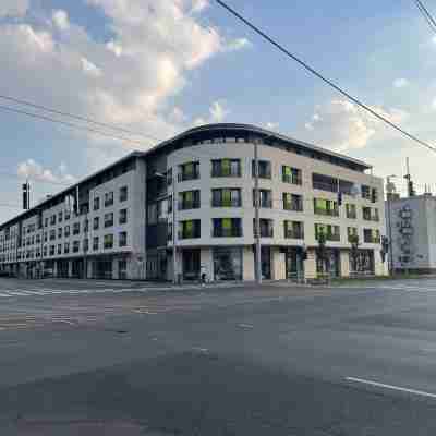 Avand Apartments Debrecen Hotel Exterior