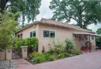 Sequoia Parks Coast Wineries Skiing-Enjoy Hot Tub Firepit Outdoor Kitchen Hotels in Visalia