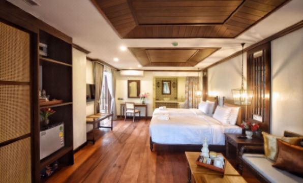 4. 드 마노르 치앙..