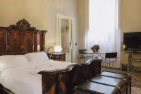 Foresteria Palazzo Guazzoni Zaccaria Hotels in Cicognolo